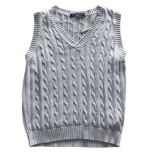 Brandy Melville Women's SM 100% Cotton Cable Knit Gray V-neck Sweater Vest